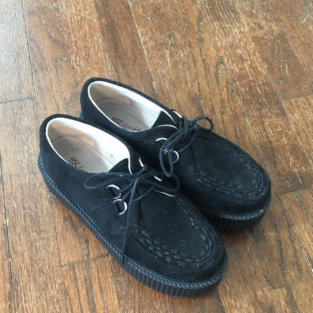 Platform creepers